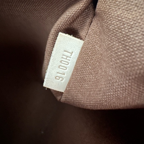 Louis Vuitton Carryall Boston bag - Picture 10 of 15